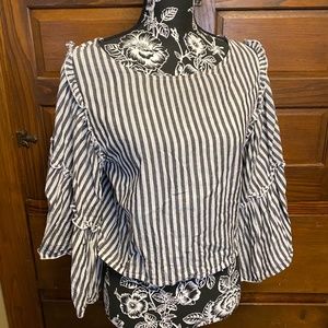 Hollister Belled Sleeves